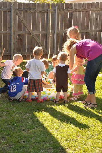 Downsized Image [Carters3rdBday-09.JPG - 6546kB]