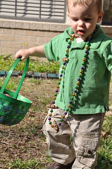 Jackson hunting eggs