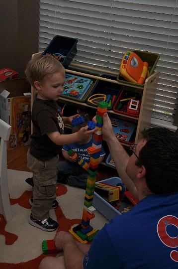 Carter, Jackson, & Ross building a tower