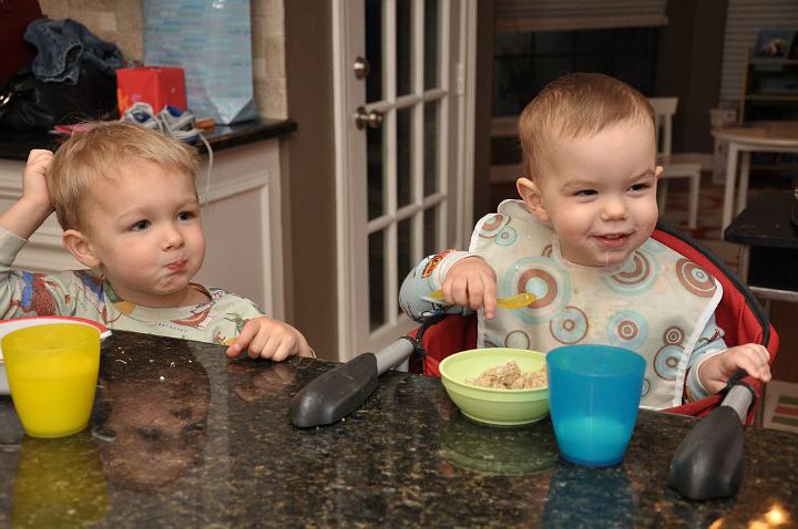 Jackson & Carter eating Breakfast