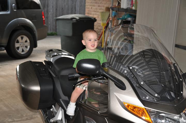 Downsized Image [MotorcycleRider-4.JPG - 4660kB]