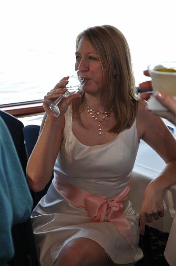 Downsized Image [QuasnyReception-017.JPG - 3162kB]