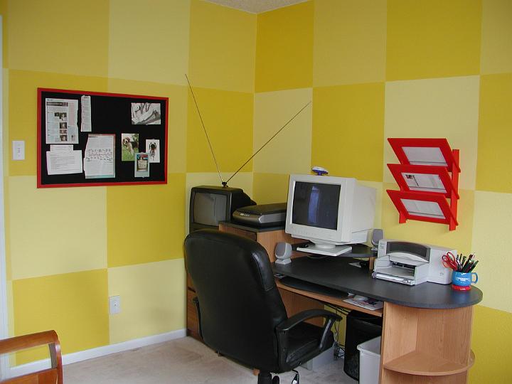 computer room picture after painting (1)