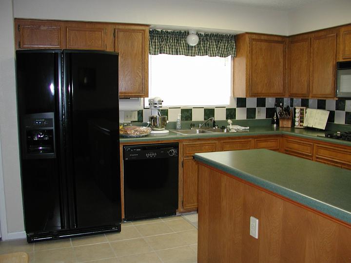 before picture of kitchen